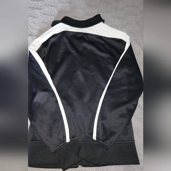 NIKE DRY FIT JACKET !! - Picture 3 of 4